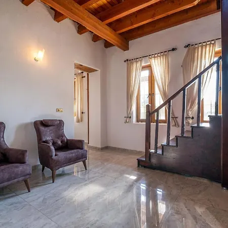 Kayakoy Yuzme Havuzlu Citlembik * Fethiye