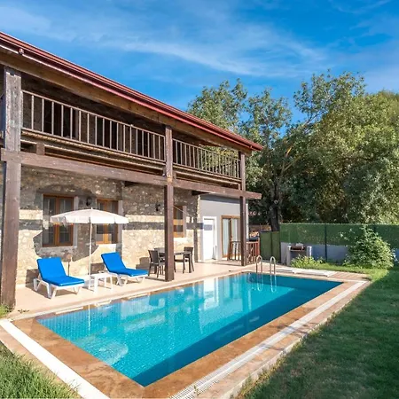 Kayakoy Yuzme Havuzlu Citlembik * Fethiye